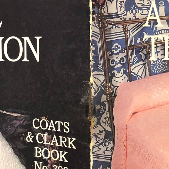 A ROYAL TRADITION  8 Crochet Designs Coats & Clark Pattern Book 309 1980s - Picture 5 of 5